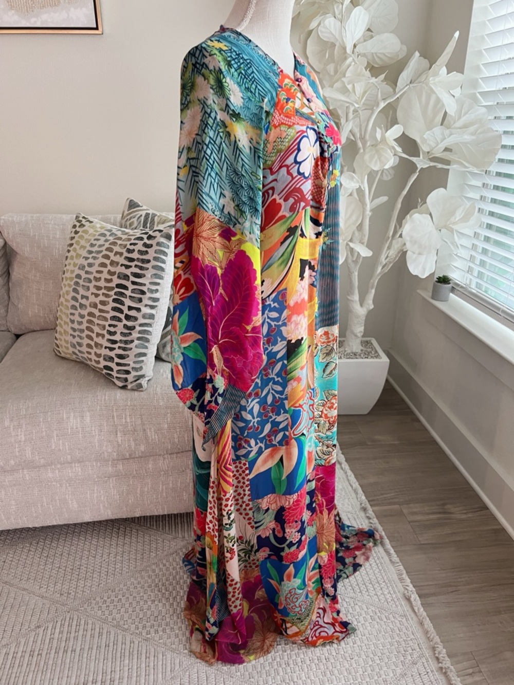 Johnny Was Gracie Multicolor Long Sleeve Printed Cover Up Dress Size Small - Picture 4 of 8